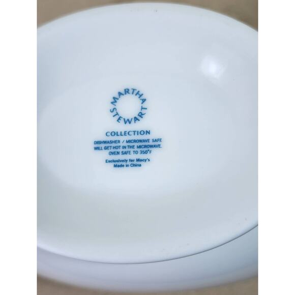 Martha Stewart Gravy Boat Sauceboat Bowl Pitcher White Porcelain Dinnerware - Picture 11 of 11